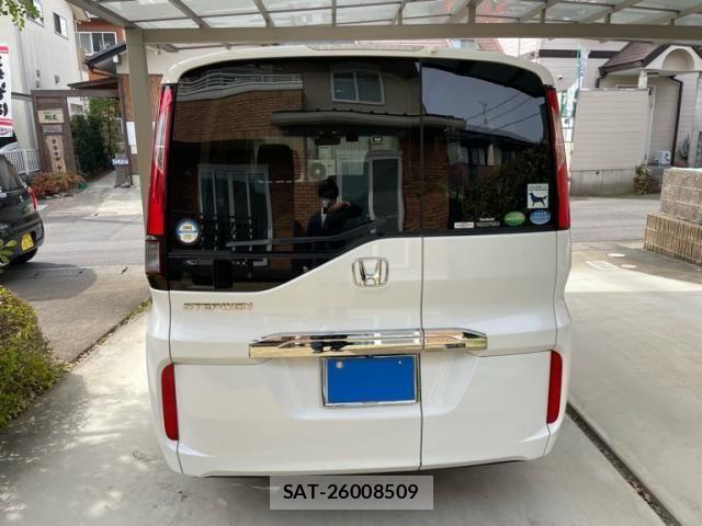 Honda e 2016-03 8661727-7