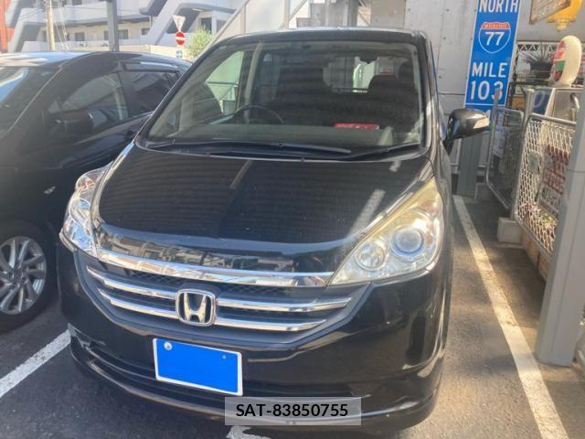 Honda e 2009-01 8666949-1