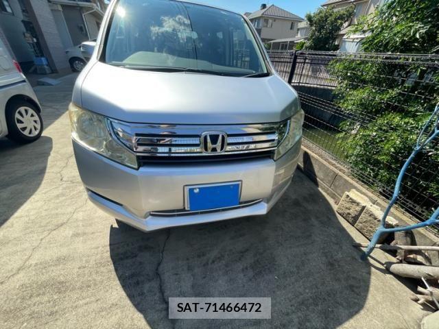 Honda e 2011-10 8666946-0