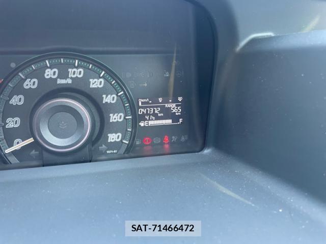 Honda e 2011-10 8666946-17