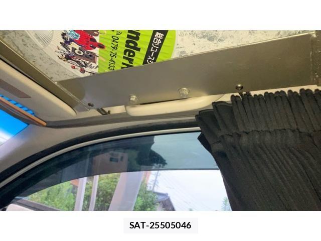 Honda e 2014-11 8661729-21