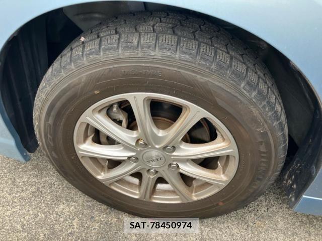 Honda e 2009-04 8666948-11