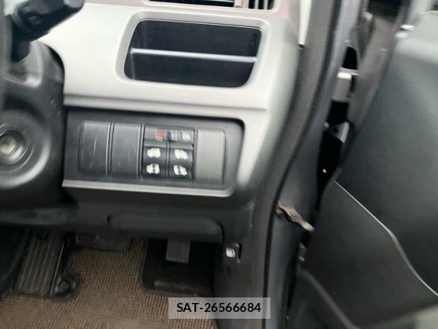 Honda e 2005-12 8661735-11