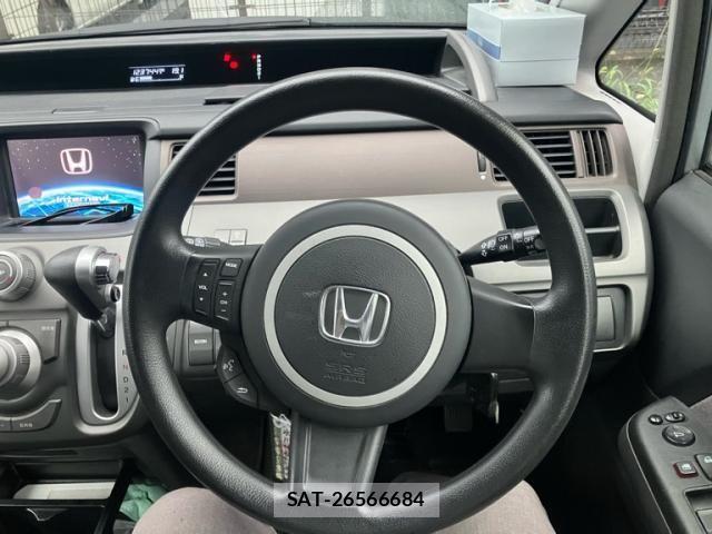 Honda e 2005-12 8661735-12