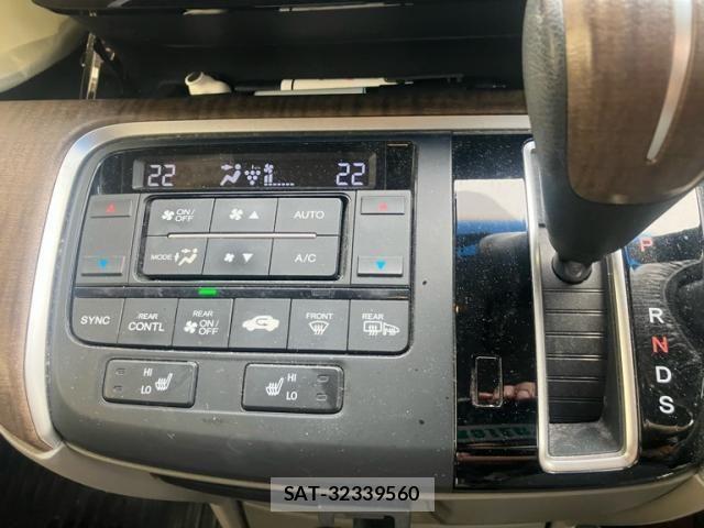 Honda e 2015-12 8666947-20