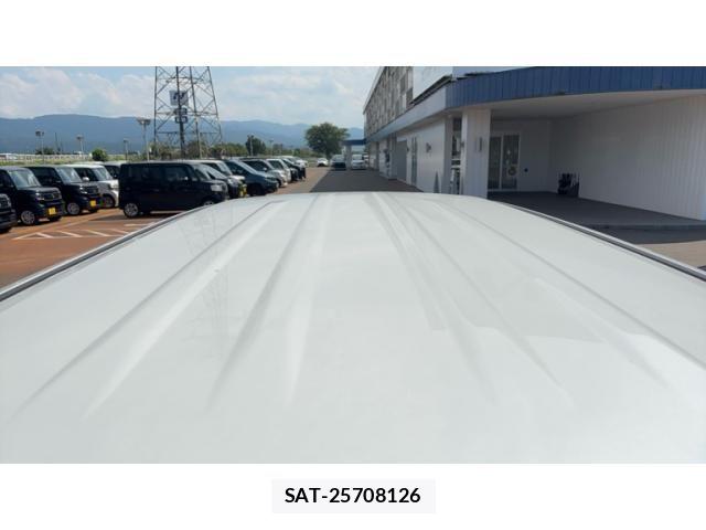 Honda e 2015-11 8661728-4