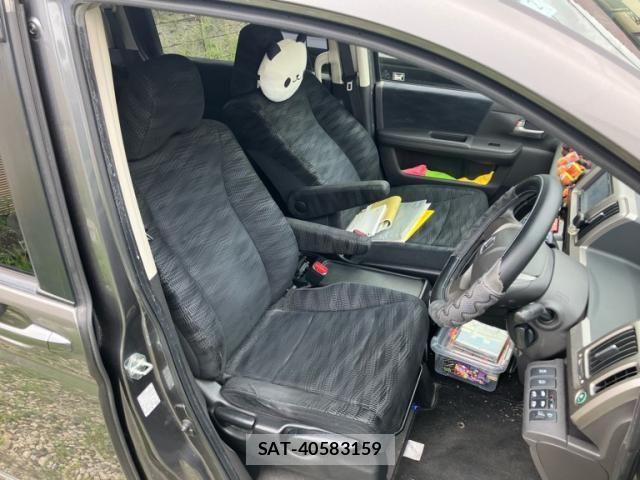 Honda e 2013-07 8686643-14