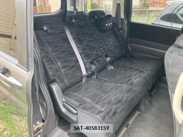 Honda e 2013-07 8686643-15