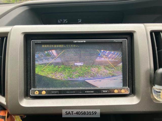 Honda e 2013-07 8686643-21