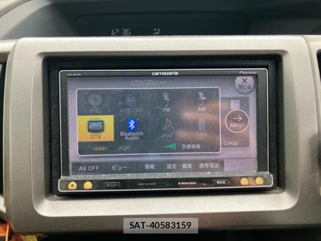 Honda e 2013-07 8686643-22
