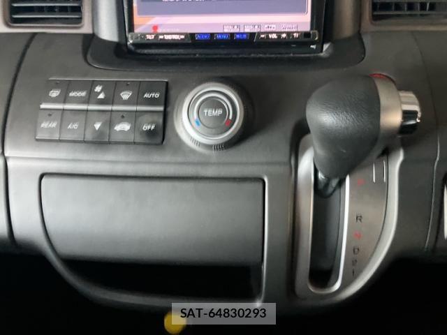 Honda e 2006-12 8686642-18