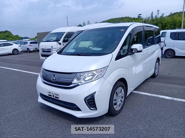Honda e 2017-08 8782146-0