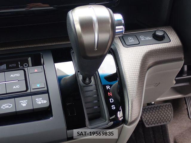 Honda e 2021-04 8782144-9