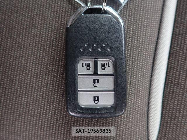 Honda e 2021-04 8782144-19