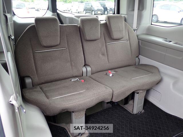 Honda e 2021-05 8782145-17