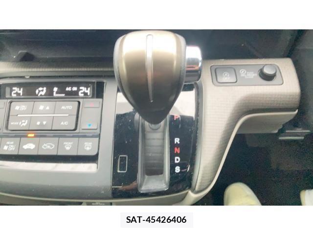 Honda e 2016-12 8797569-14