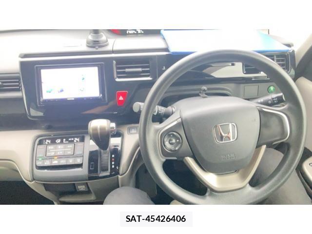 Honda e 2016-12 8797569-6