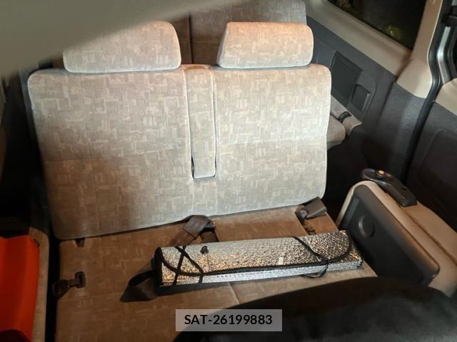 Honda e 2000-09 8831763-12