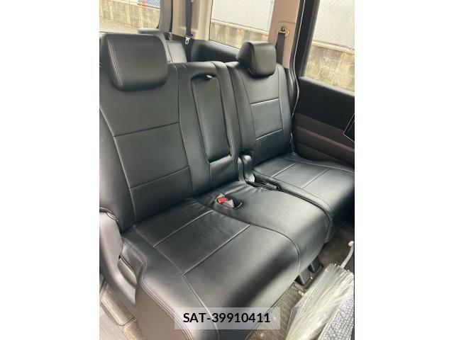 Honda e 2010-01 8831765-12