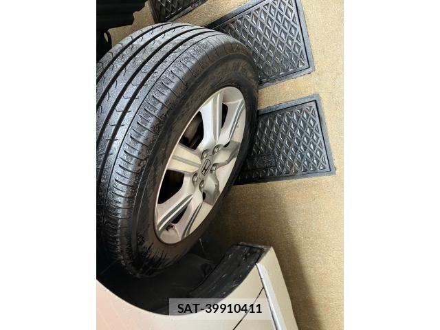 Honda e 2010-01 8831765-6