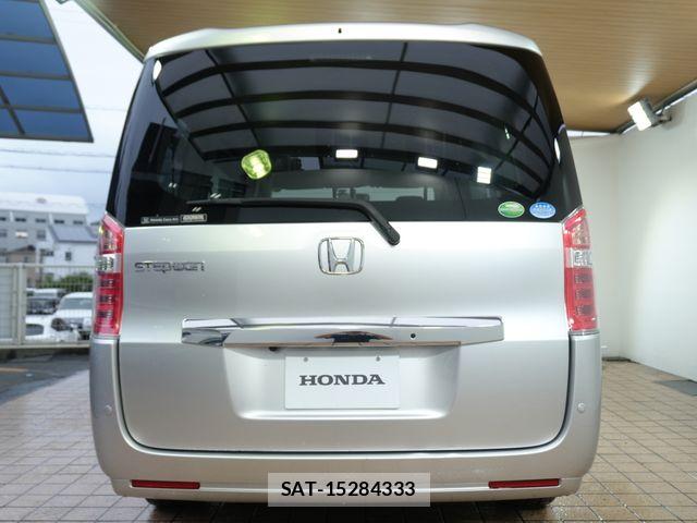Honda e 2014-01 8831764-9