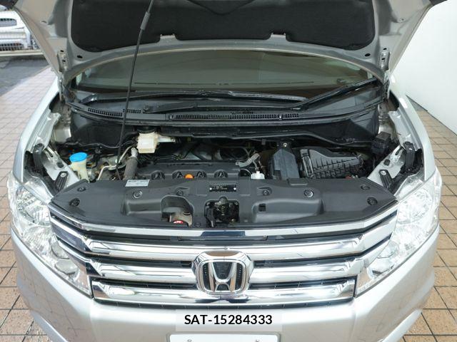 Honda e 2014-01 8831764-12