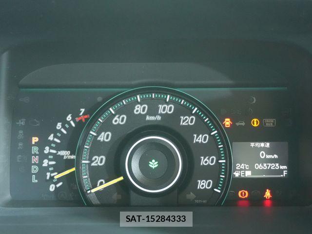 Honda e 2014-01 8831764-16