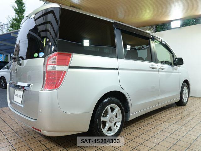Honda e 2014-01 8831764-27