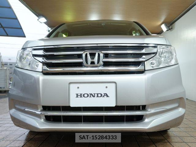 Honda e 2014-01 8831764-8