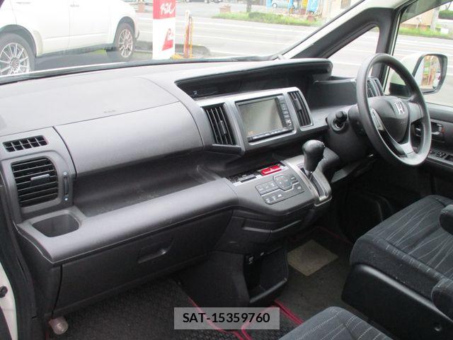 Honda e 2009-12 8850719-11