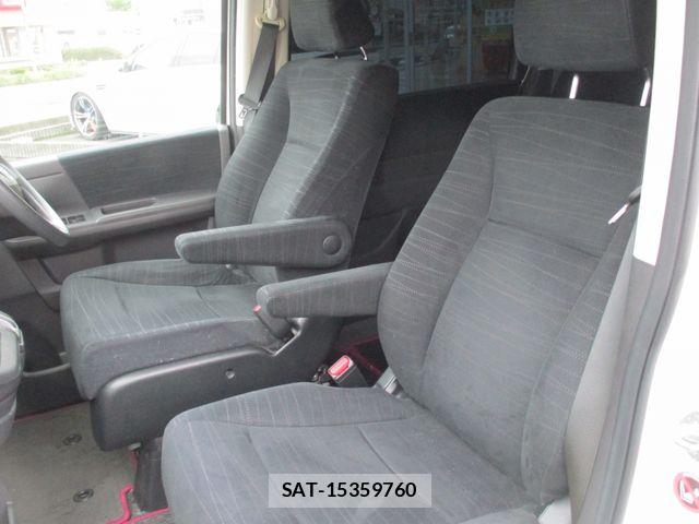 Honda e 2009-12 8850719-12