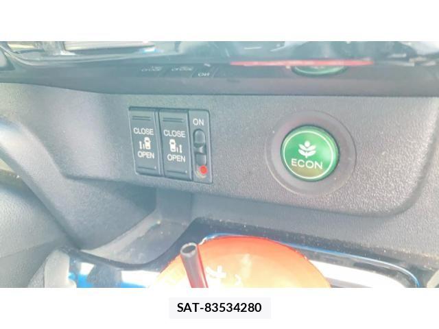 Honda e 2017-01 8850718-28