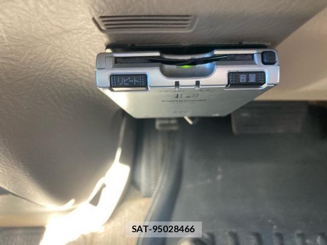 Honda e 2003-03 8850721-13