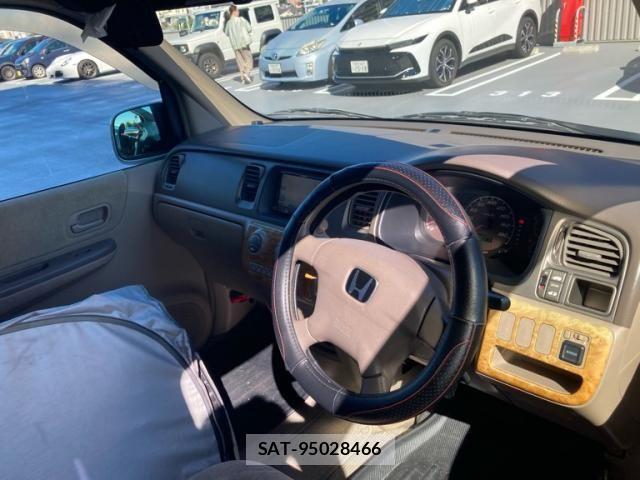Honda e 2003-03 8850721-3