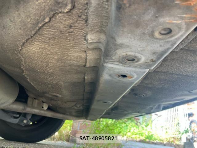 Honda e 2012-10 8850720-11
