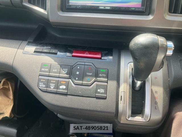 Honda e 2012-10 8850720-18