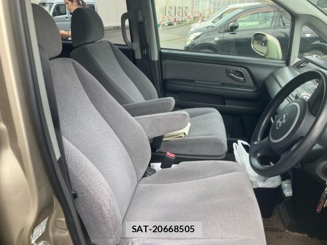 Honda e 2005-09 8882309-12