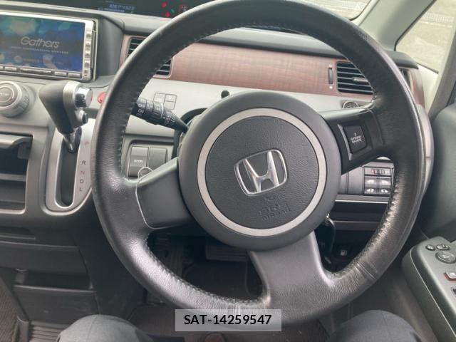 Honda e 2007-09 8882308-18
