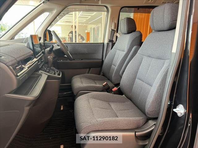 Honda e 2024-12 8882303-16