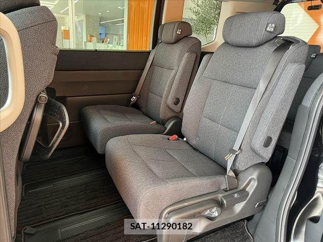 Honda e 2024-12 8882303-18