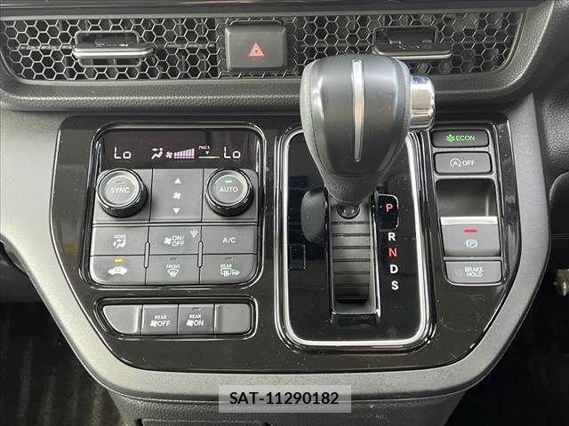 Honda e 2024-12 8882303-23