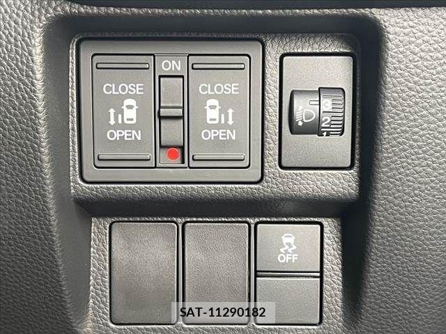 Honda e 2024-12 8882303-5