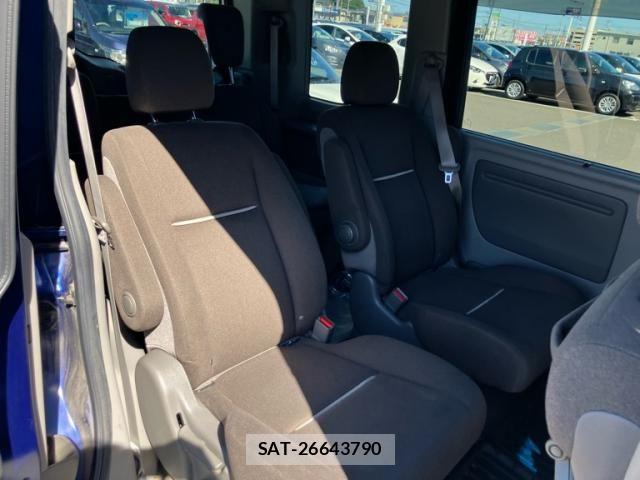 Honda e 2016-09 8884385-12