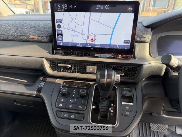 Honda e 2023-08 6753417-2