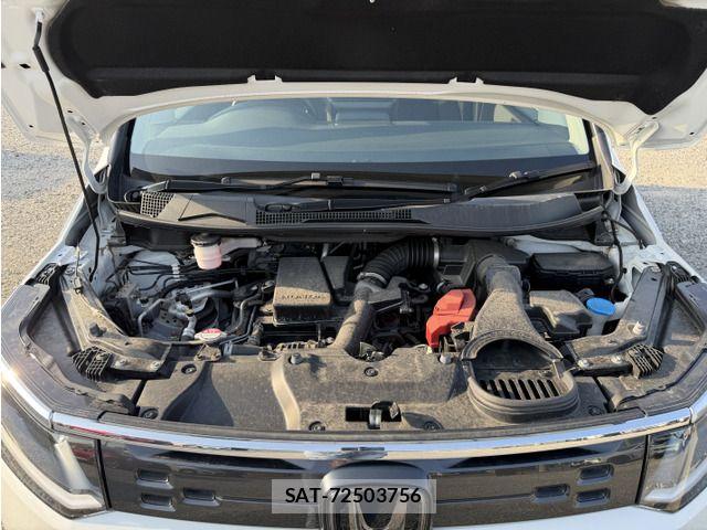 Honda e 2023-08 6753417-3