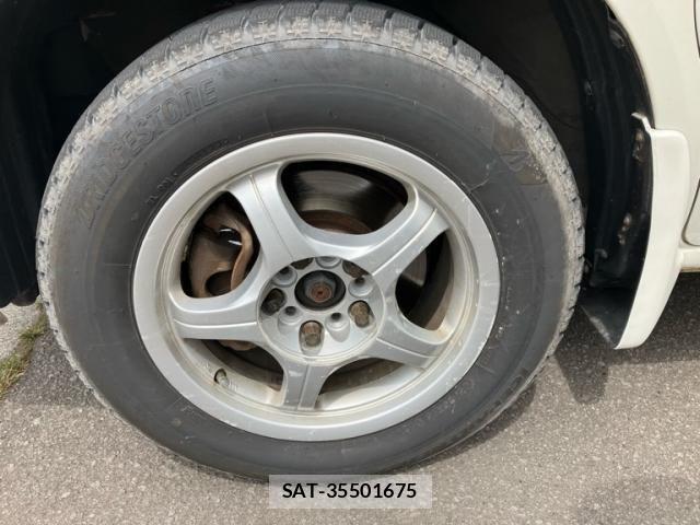 Honda e 2005-04 6913515-11