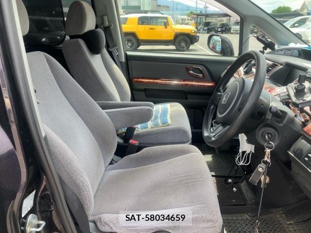 Honda e 2005-11 6913513-11