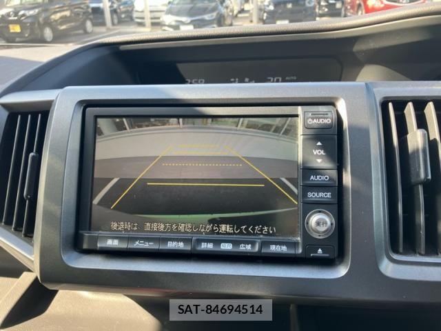 Honda e 2012-02 6913506-17