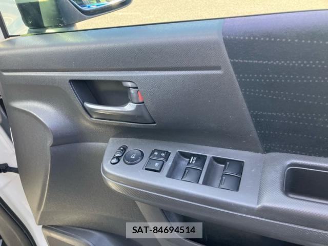 Honda e 2012-02 6913506-20