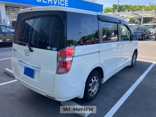 Honda e 2012-02 6913506-2